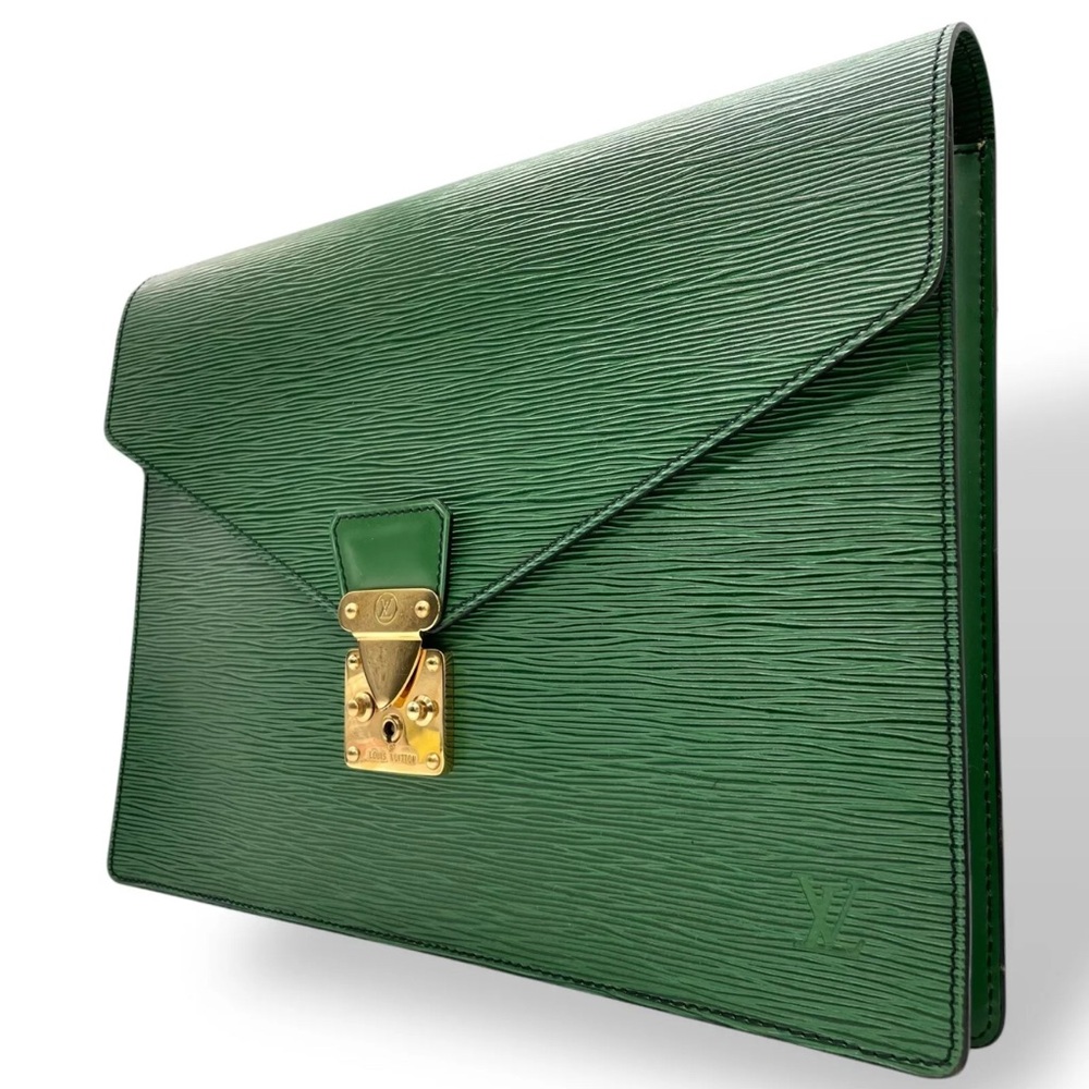 Louis Vuitton Green Epi Leather Senateur Document Clutch Bag 🤩🤩🤩🤩🤩😍😍😍😍😍